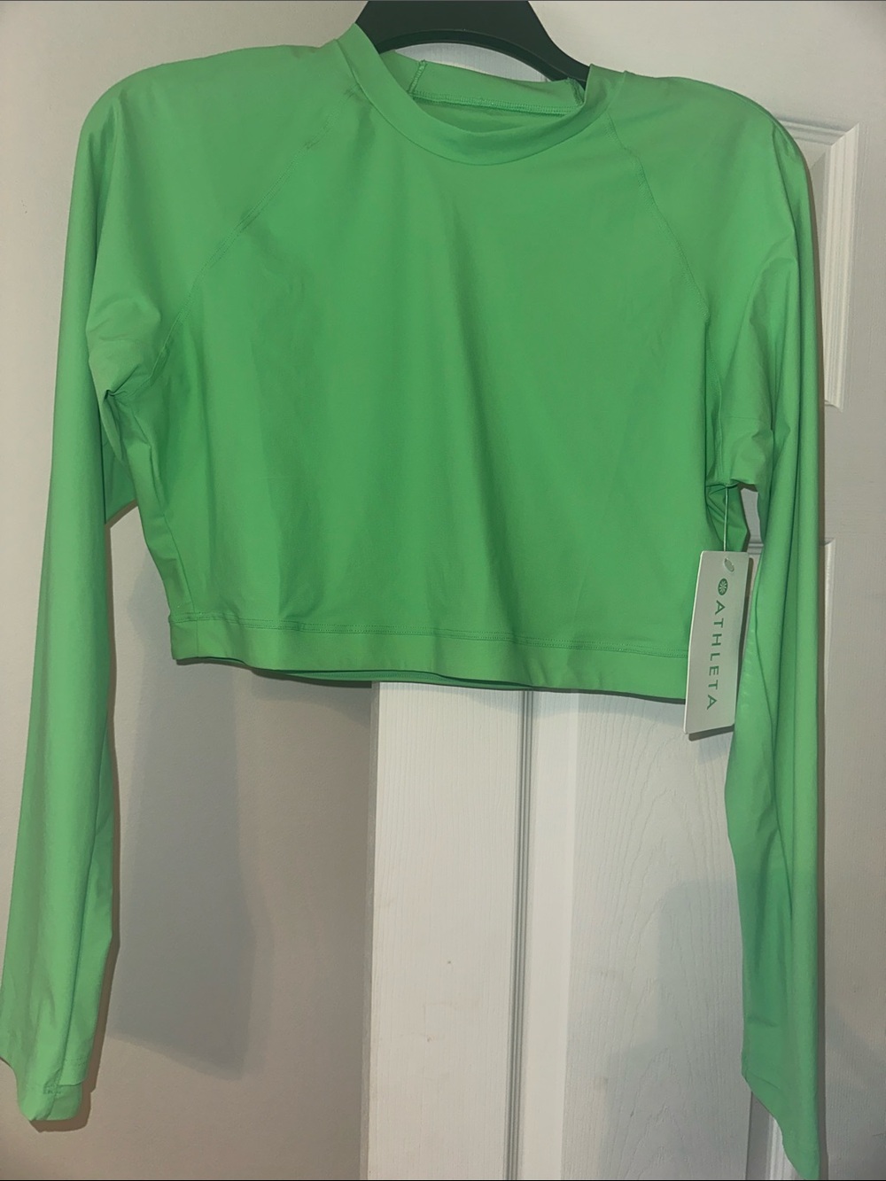 New! Athleta Cropped Lime Green Long Sleeve Athletic Top